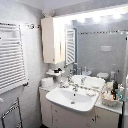 Il Bonsai Apartment *